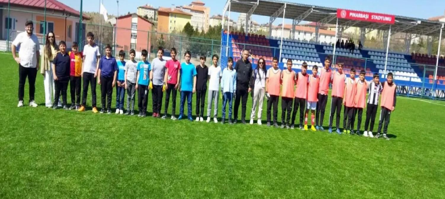 Pınarbaşı Okul Spor Turnuvasında Final Heyecanı