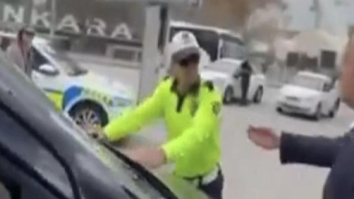 Polisin üzerine CHP parti aracını süren sürücü: Yola devam etmemi vekiller söyledi