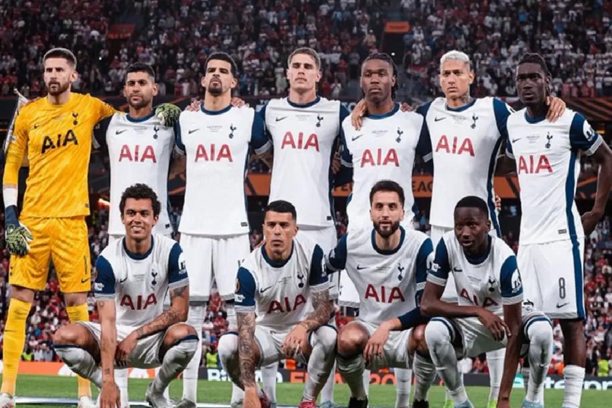 Premier Lig’de 17. sırada olan Tottenham, Şampiyonlar Ligi biletini kaptı