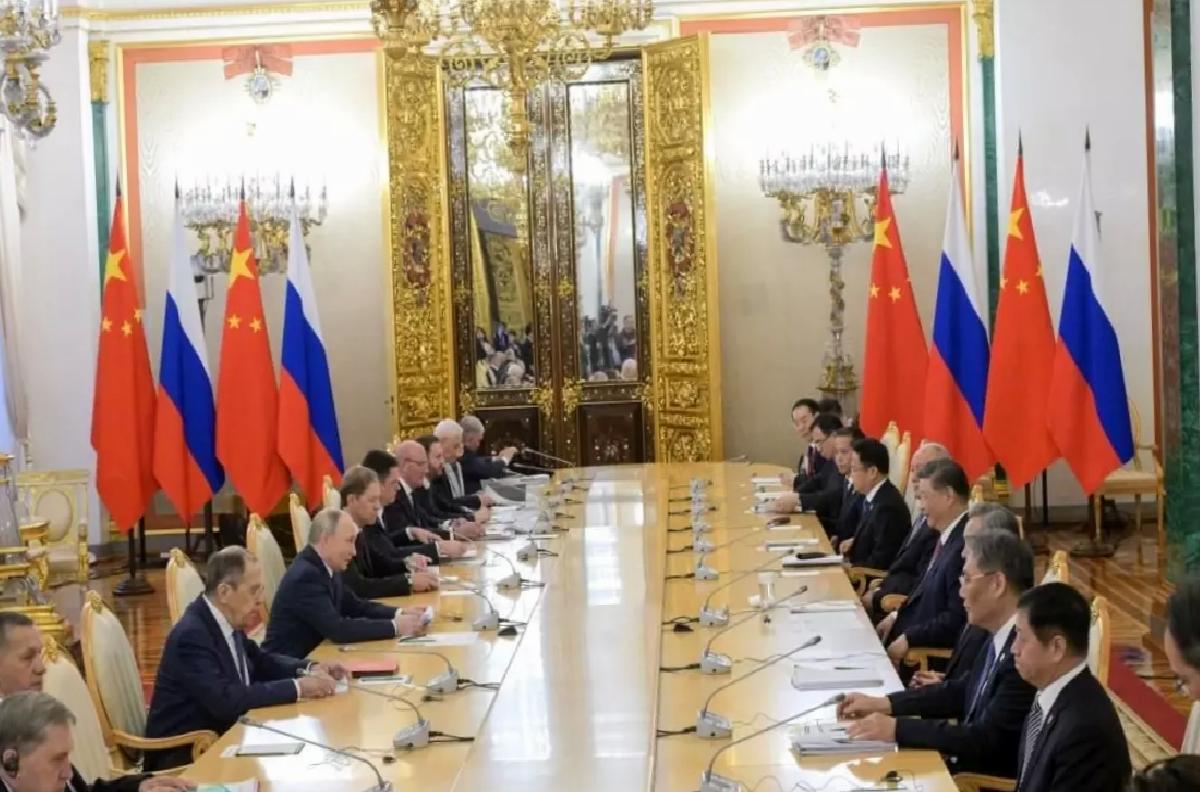 Putin ve Xi, İş Birliğini Vurguladı
