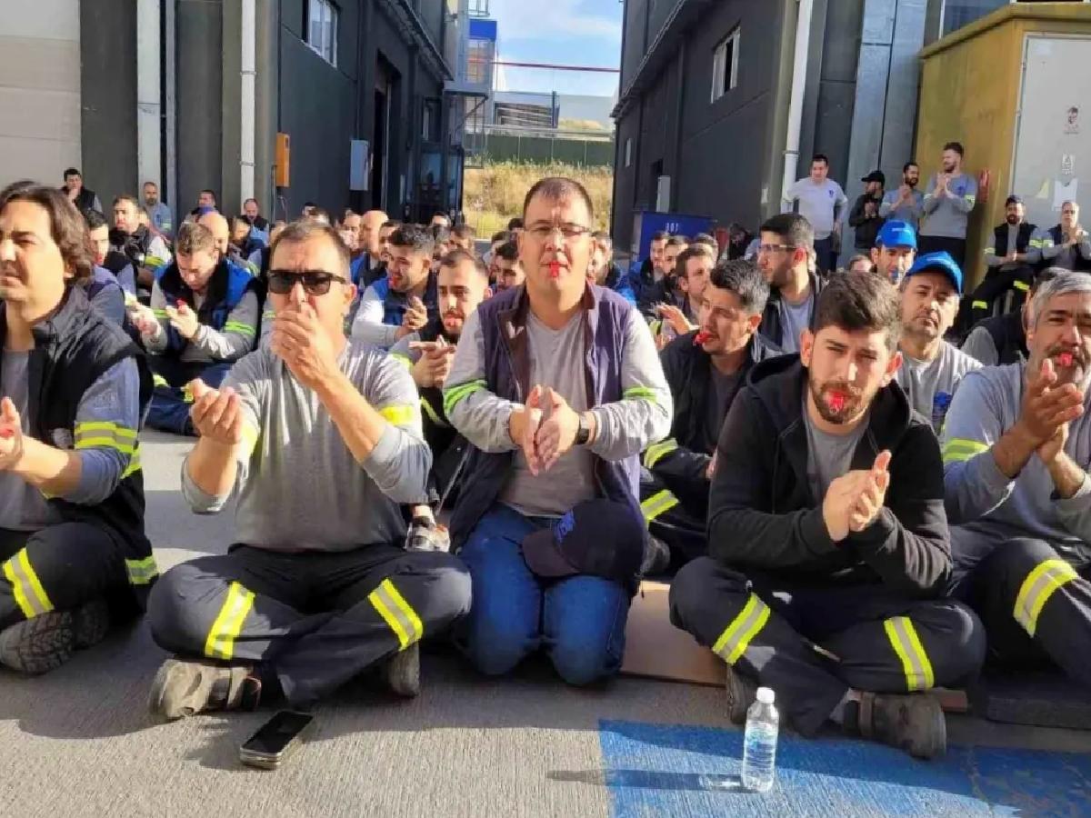 Ravago Personelleri Harekette