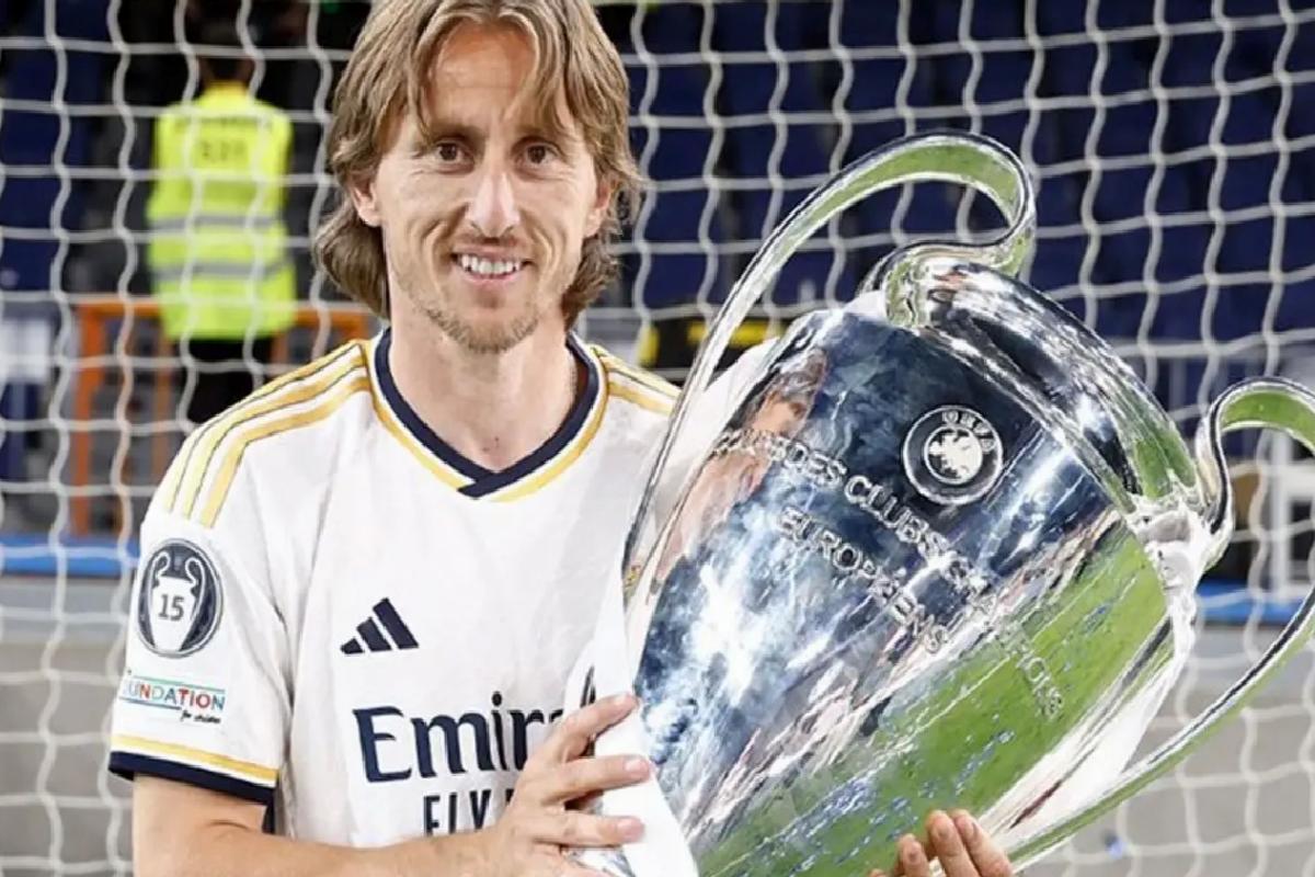 Real Madrid, efsanesi Luca Modric ile ayrılığı resmen açıkladı