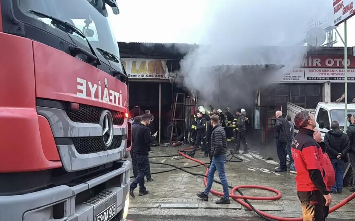 Rize’de Oto Döşeme Atölyesinde Yangın