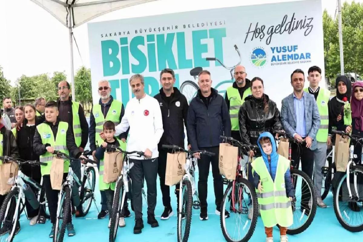 Sakarya’da Bisiklet Çeşidi ve Ödül Merasimi Düzenlendi