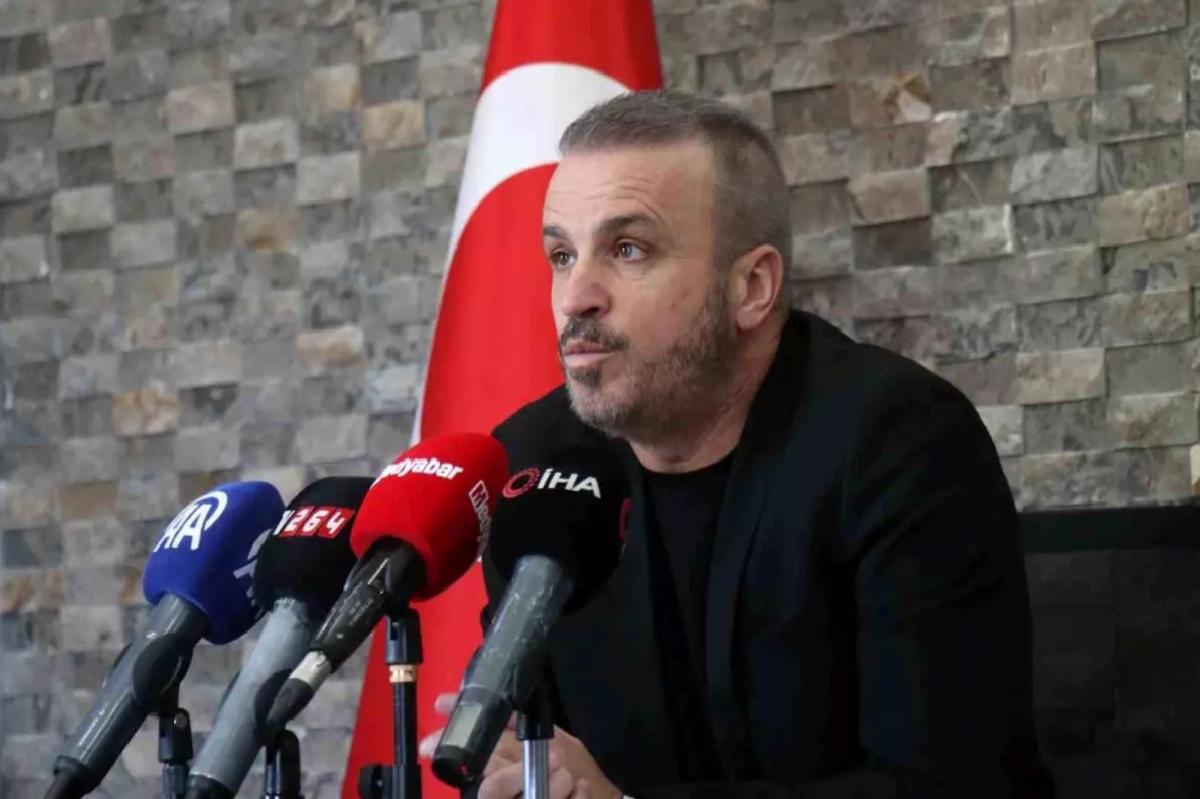 Sakaryaspor Başkanı Cumhur Genç, kulübün mali tablosunu açıkladı