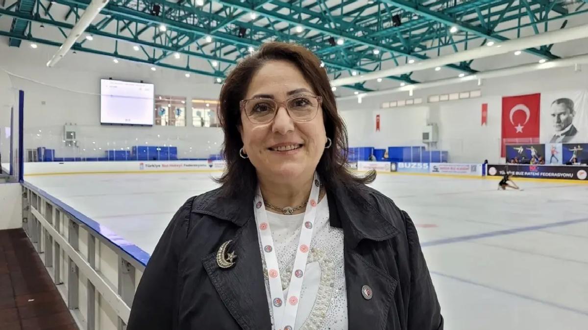 Samsun’da Artistik Buz Pateni Müsabakası Başladı