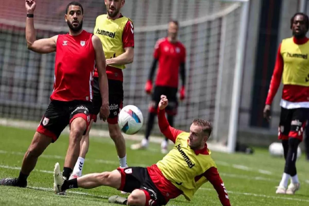 Samsunspor 3 Gün Müsaade Yaptı