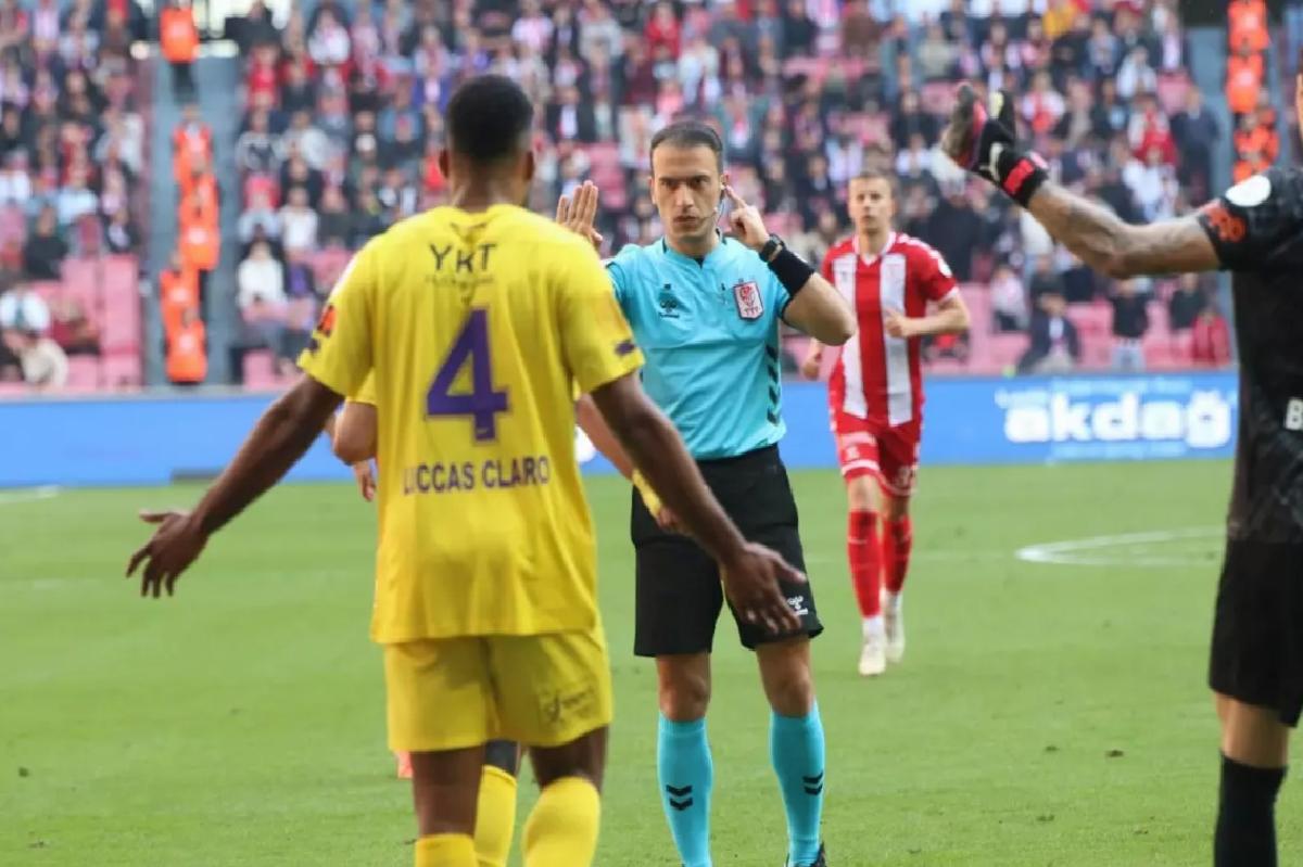 Samsunspor Eyüpspor’u 3-0 Mağlup Etti