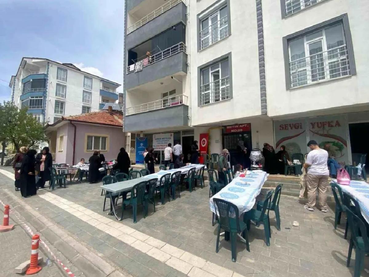 Sarıkaya’da Kudüs İçin Hayır Çarşısı