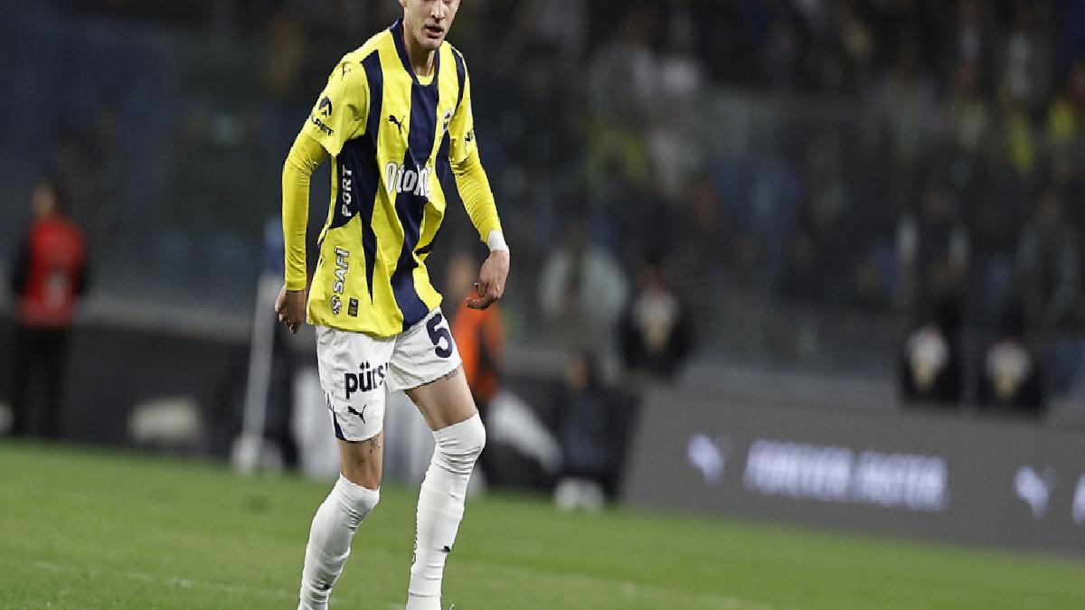 Sebastian Szymanski, profil fotoğrafından Fenerbahçe’yi kaldırdı