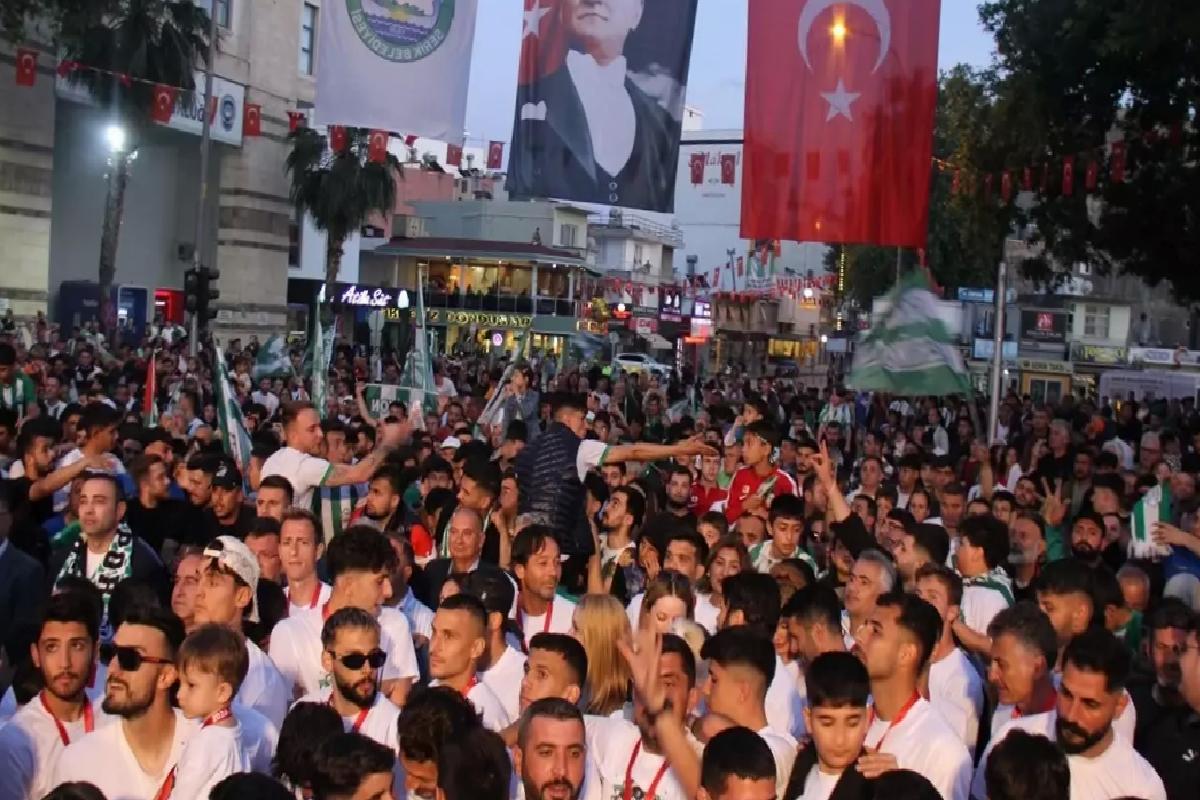 Serik Belediyespor 1. Lig’e Yükseldi