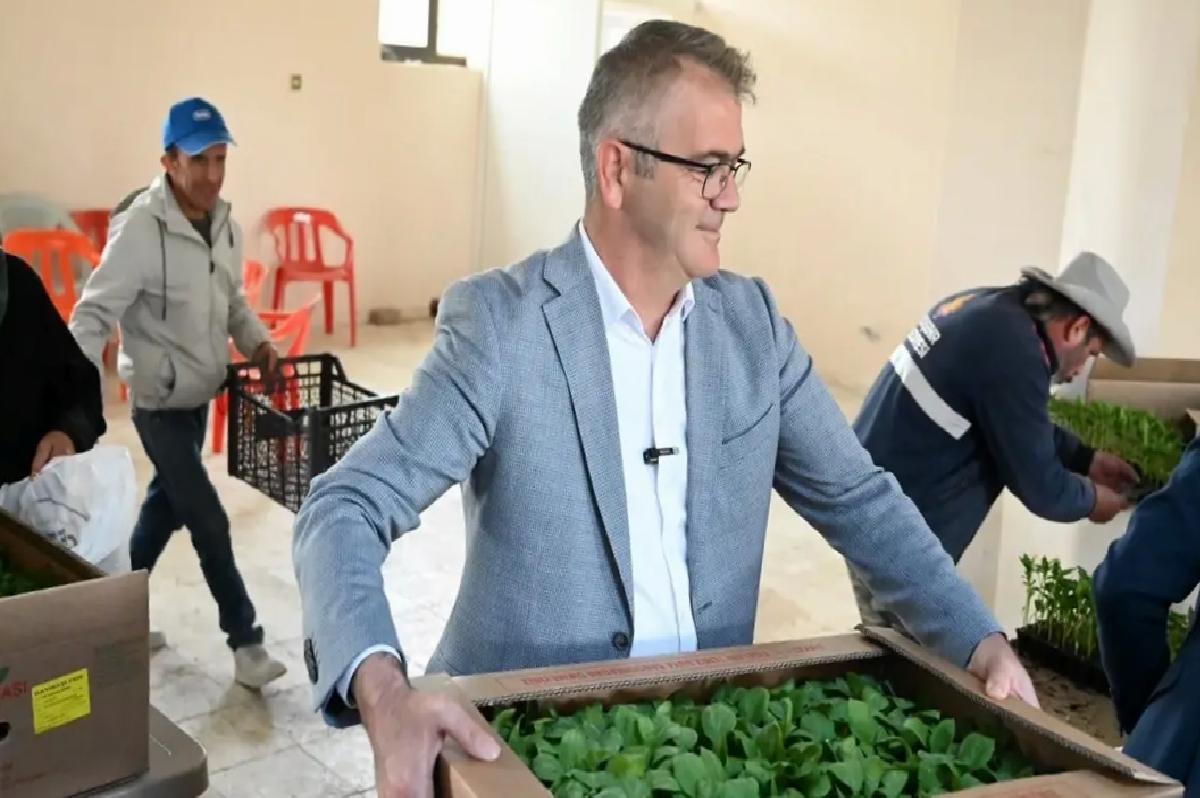 Seydişehir’de 14 Mayıs Fide Dağıtımı