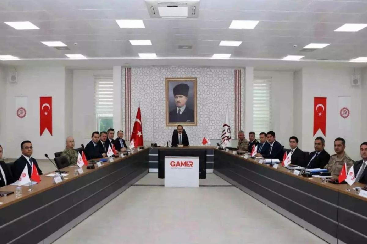 Siirt’te Terörle Uğraş Ve Güvenlik Toplantısı