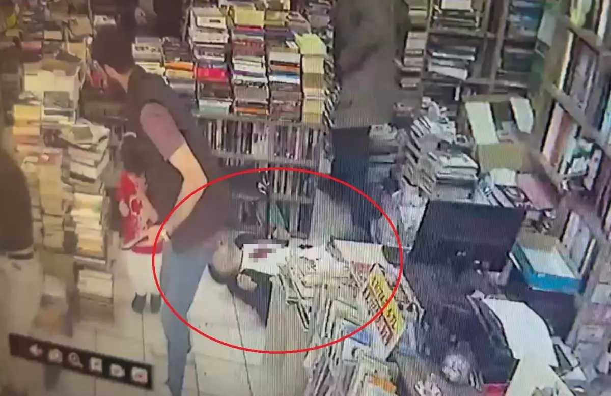 Silahlı Akın Güvenlik Kamerasında