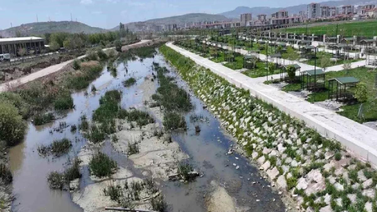 Sincan Belediyesi Ova Çayı’nı Islah Ediyor