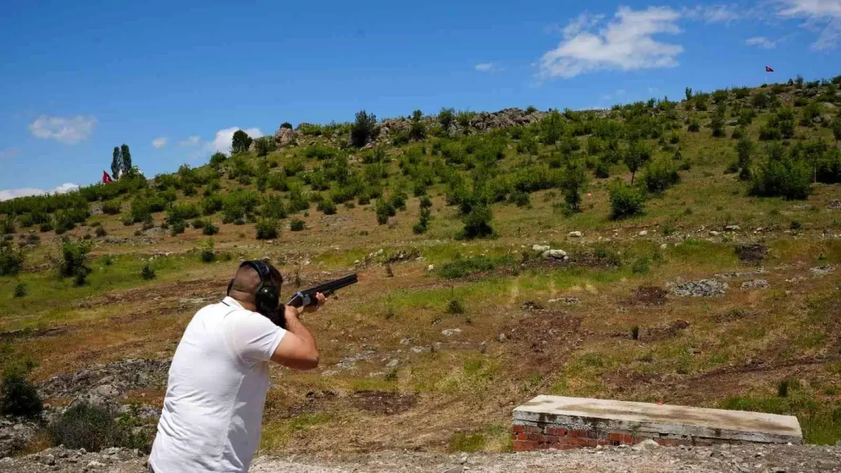 Sındırgı’da 7 Yıl Ortadan Sonra Trap Atışları Aktifliği Düzenlendi