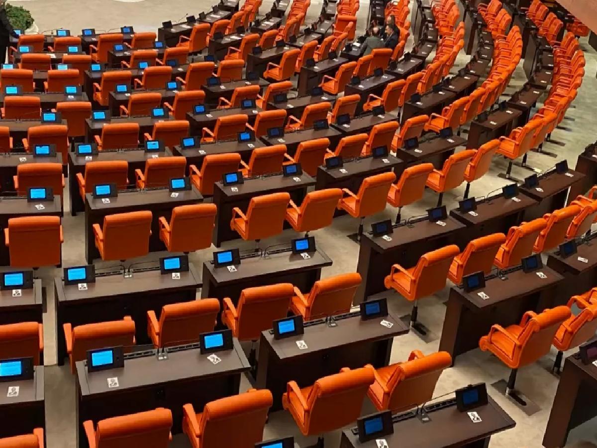 Sırrı Süreyya Başkan, TBMM Genel Heyeti’nde anıldı