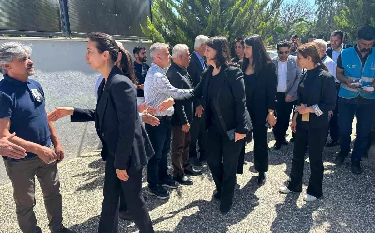 Sırrı Süreyya Lider İçin Taziye