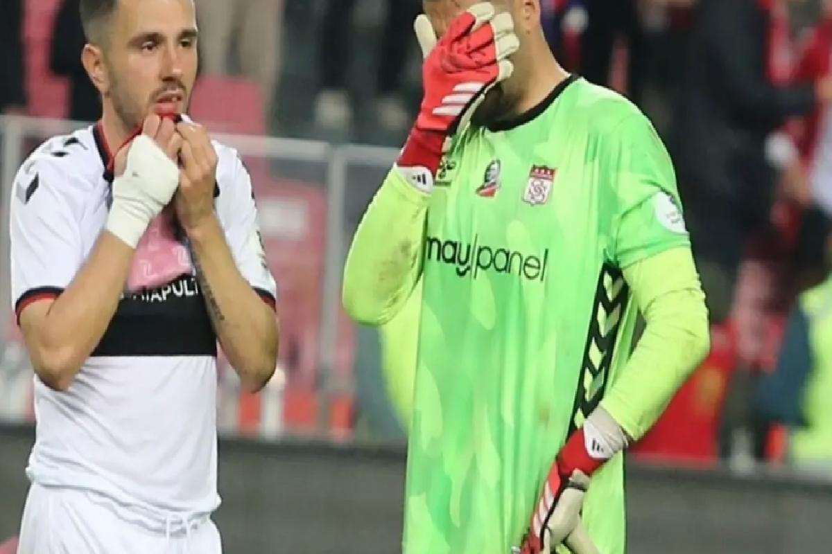 Sivasspor küme düştü, eski oyuncuları Emre Kılınç ıstıraptan yıkıldı