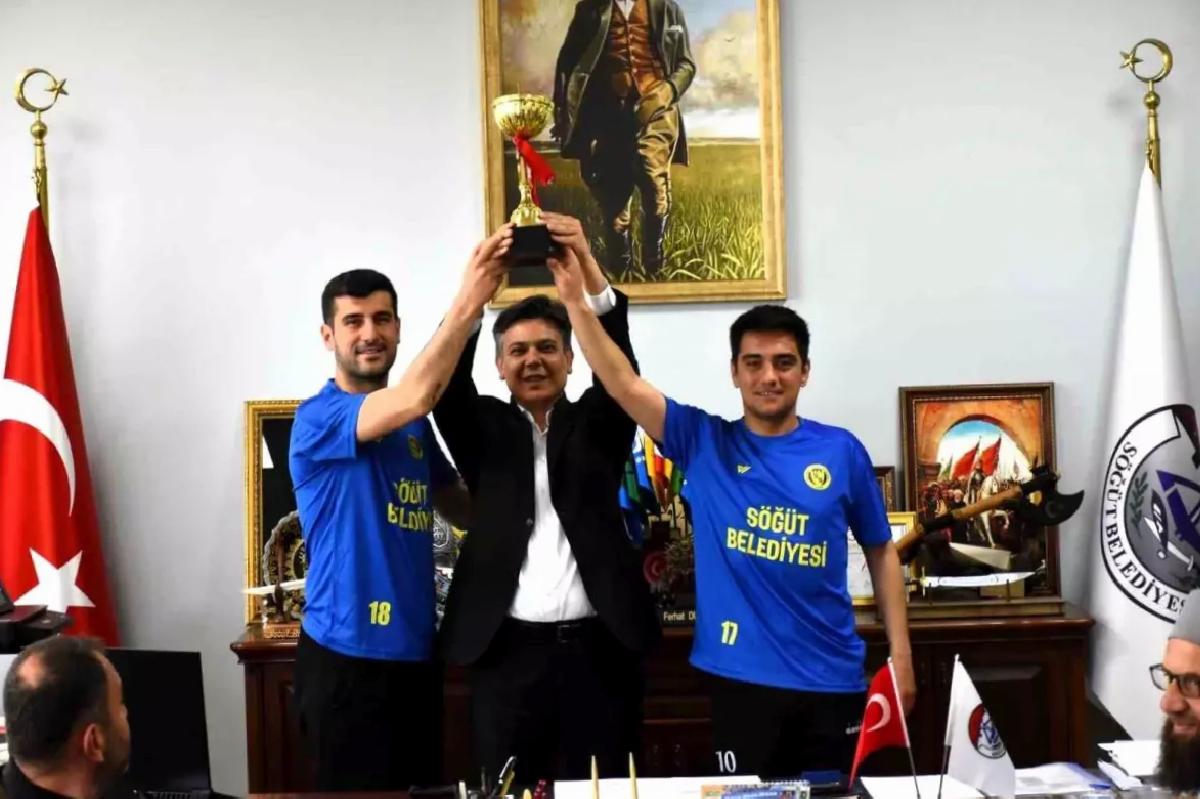 Söğütspor’un BAL’a Yükselişi Bilecik’te Kutlandı