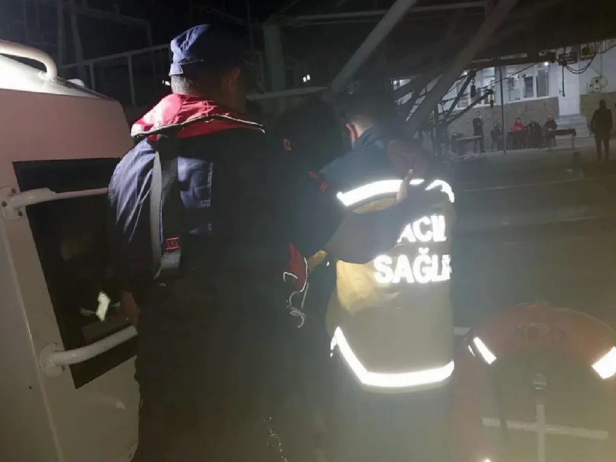 Tankerde Kalp Krizi Geçiren Adam Kurtarıldı