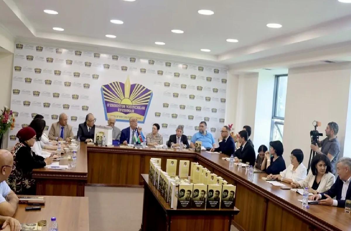 Taşkent’te Azerbaycan Kitabı Tanıtıldı