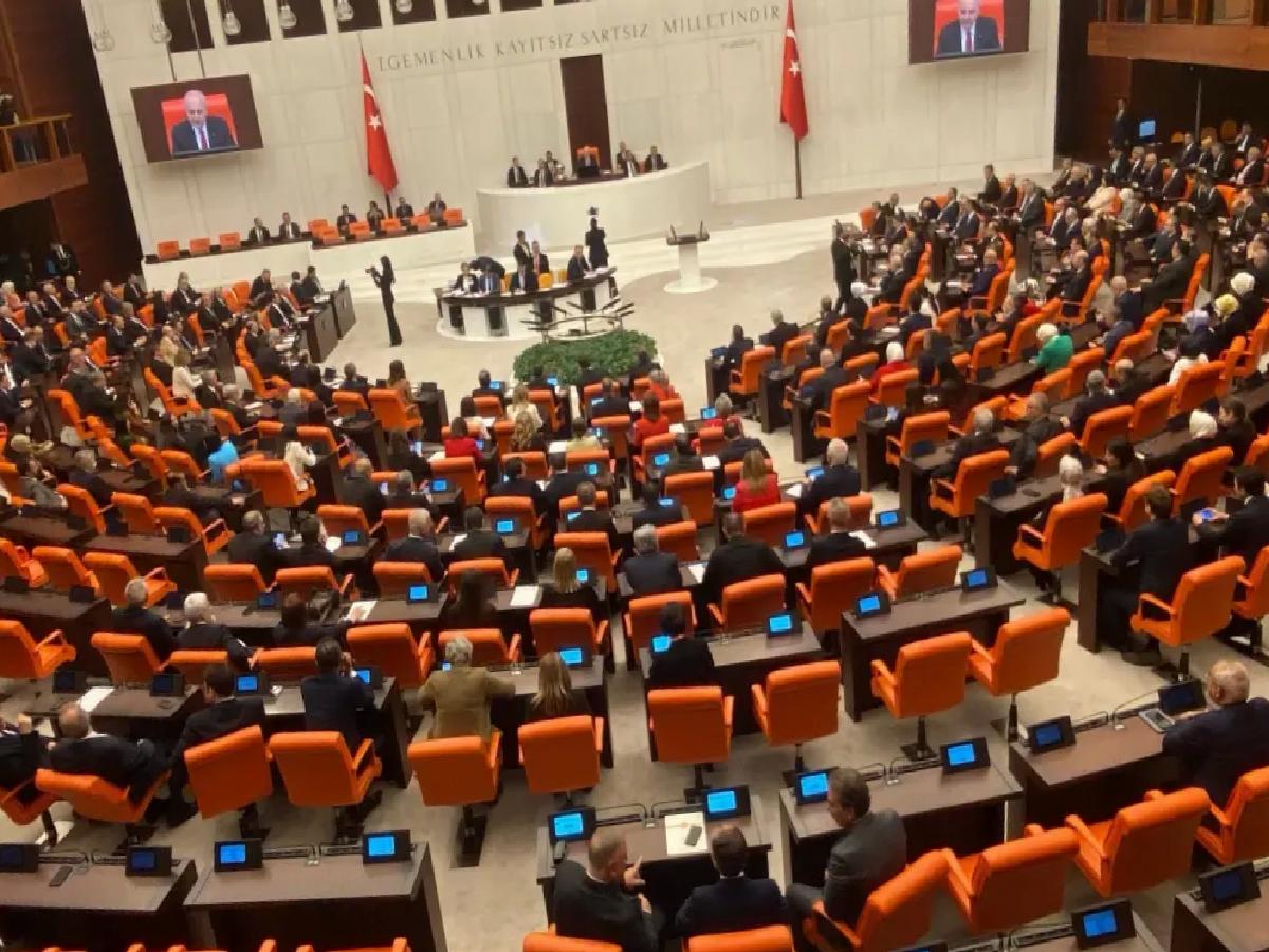 TBMM’de PKK’nın Silah Bırakma Kararı Görüşüldü