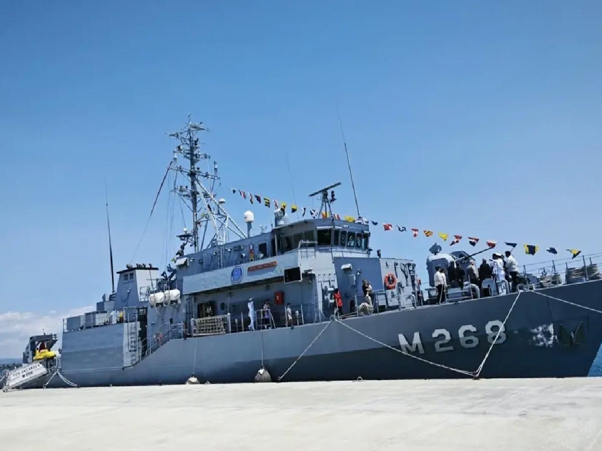 TCG Akçakoca Enez Limanı’nda Ziyarete Açıldı