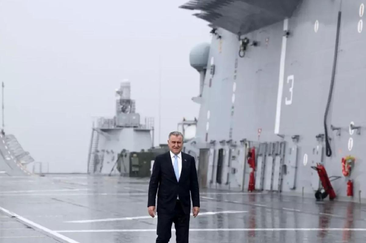 TCG Anadolu, Samsun’a Ulusal Gayret Seyahati Başlattı