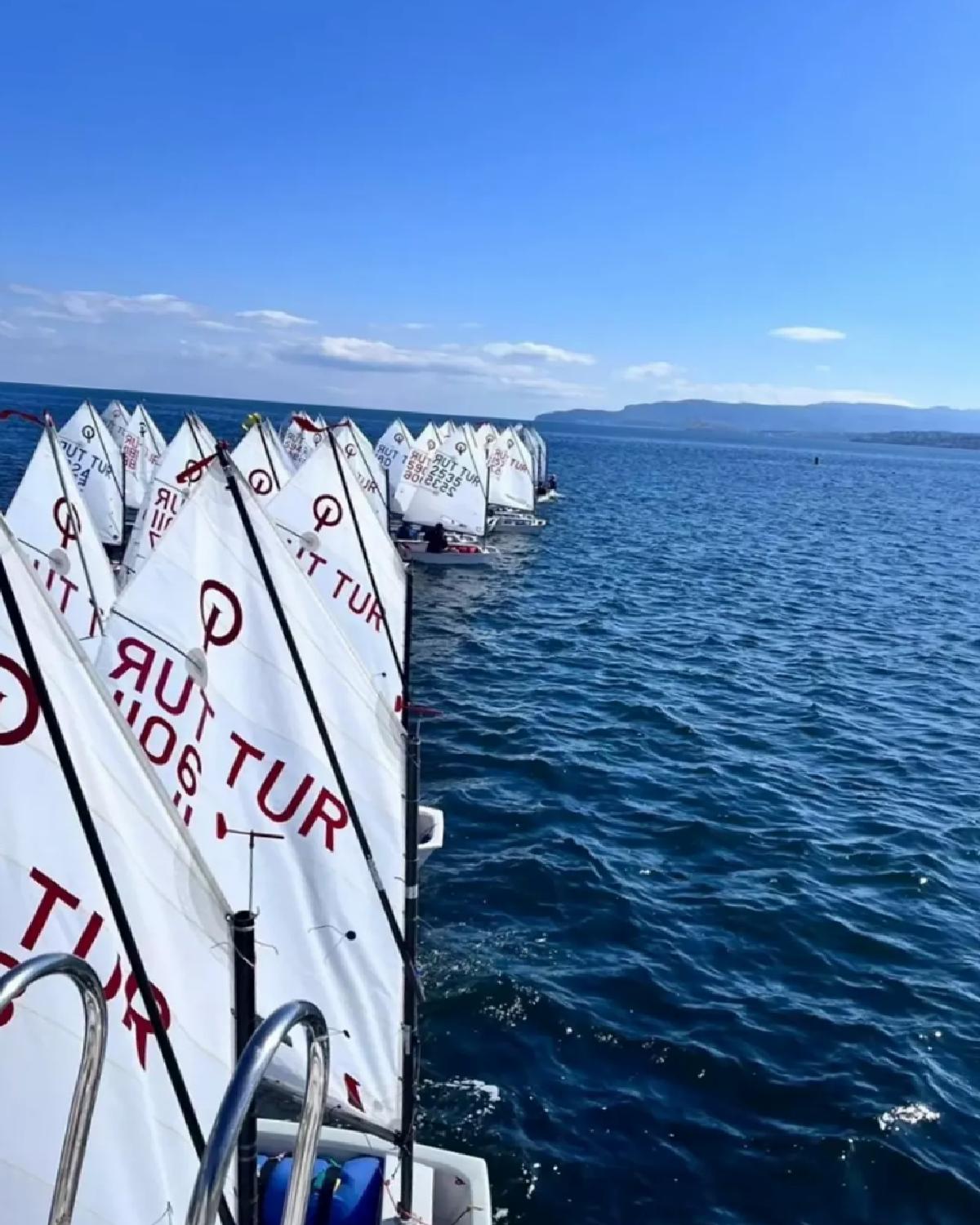 Tekirdağ’da Yelken Yarışları Düzenlendi