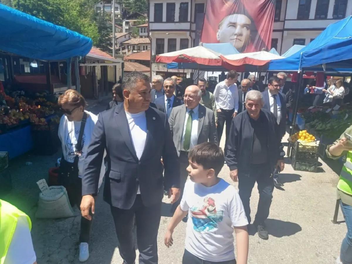 Teoman Keyifli Bolu’da Vatandaşlarla Buluştu