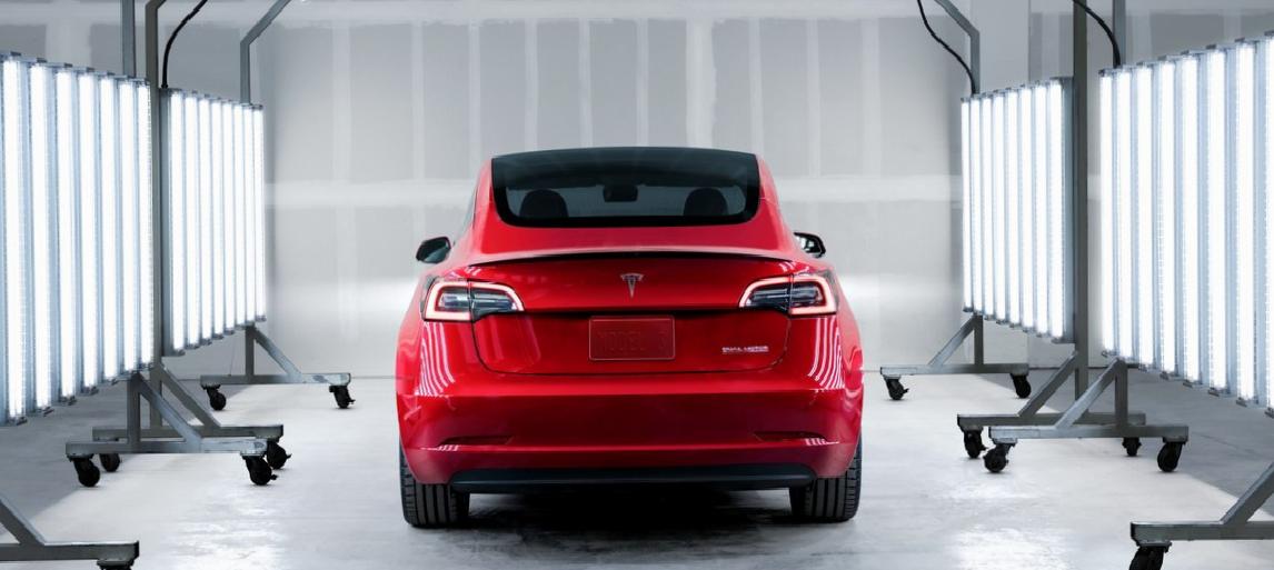 Tesla, servis şikayetlerini yapay zeka ile çözmeyi hedefliyor