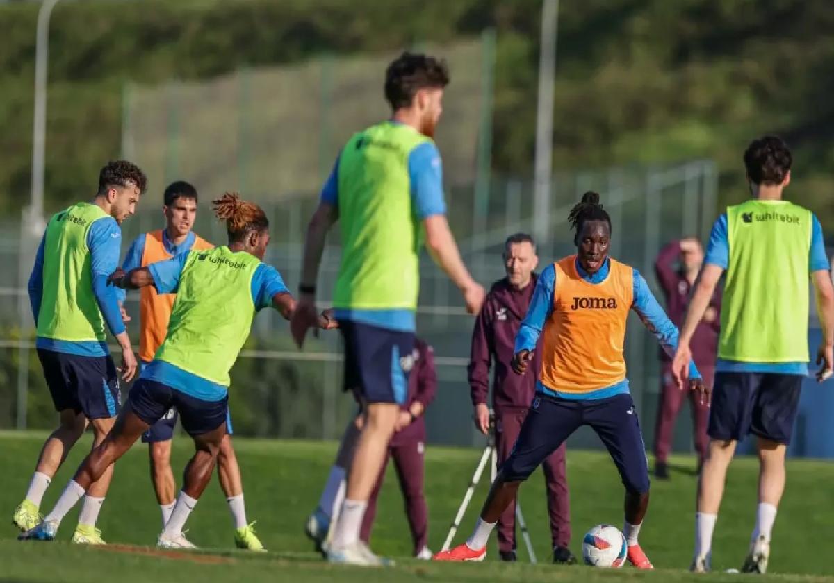 Trabzonspor, Galatasaray Maçına Hazırlık Başlattı