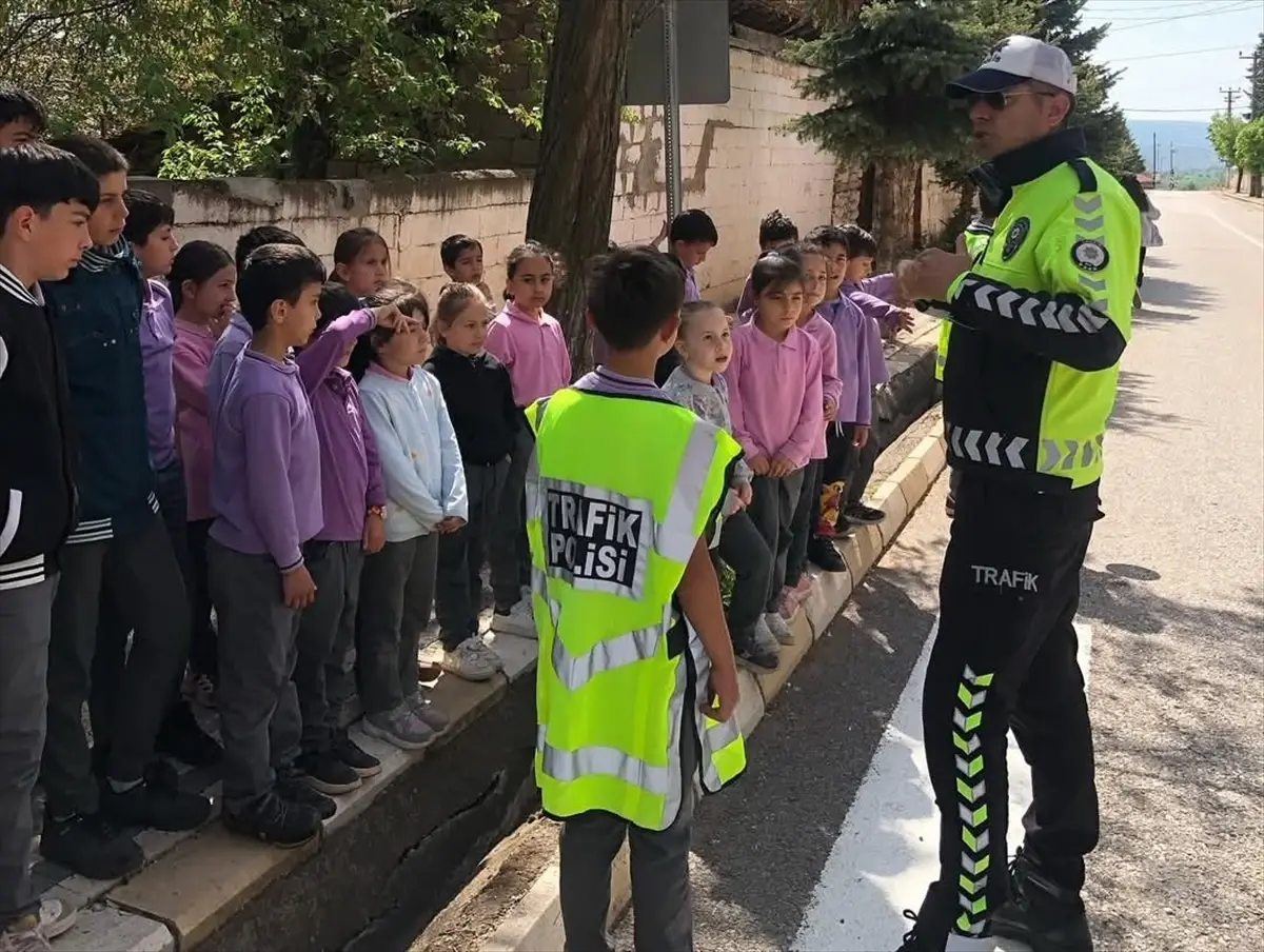 Trafik Haftası’nda Kaymakam Tiyek’ten İkazlar