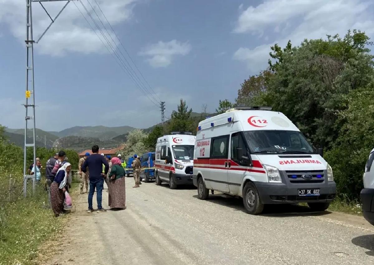 Traktörle Dönüş Yapan Çift Silahlı Akında Öldürüldü