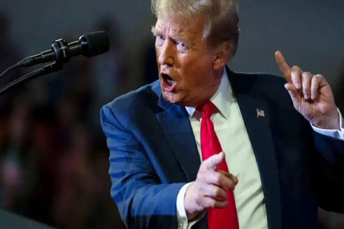 Trump, İran’dan petrol alan ülkelere yaptırım uygulanacağını açıkladı