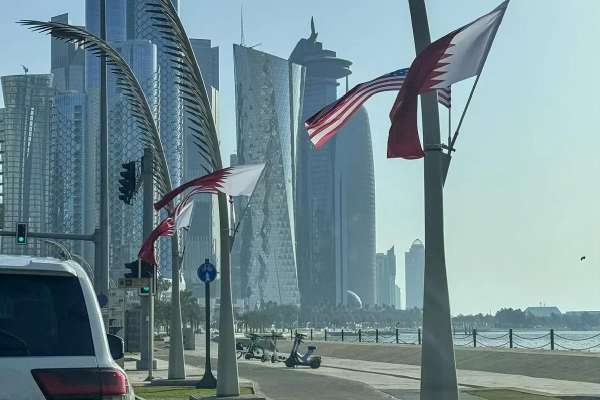 Trump Katar’da Bayraklarla Ağırlanacak