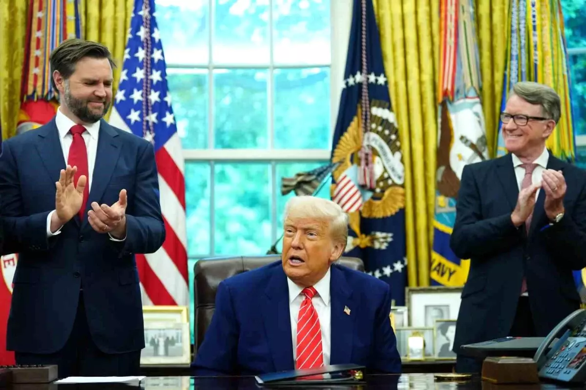 Trump’tan ABD-İngiltere Ticaret Mutabakatı