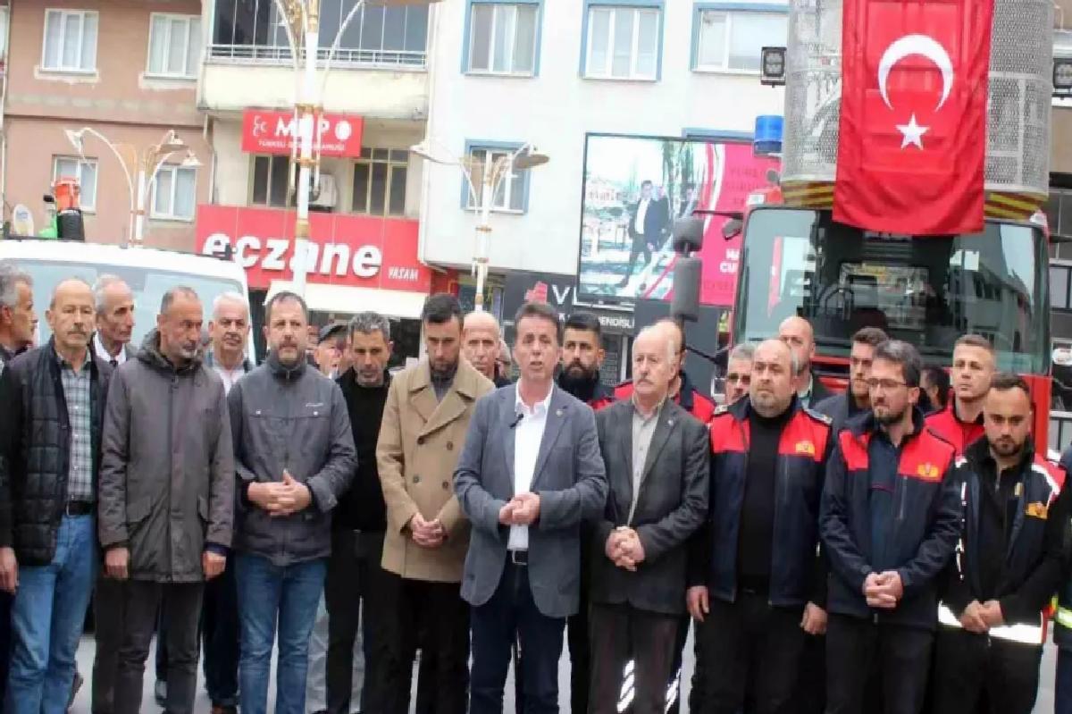 Türkeli Belediyesi’ne İtfaiye Aracı ve İlaçlama Makinesi Teslim Edildi