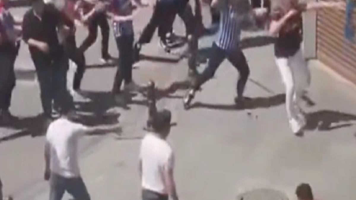 Türkiye Kupası finali öncesi iki ekip taraftarları birbirine girdi