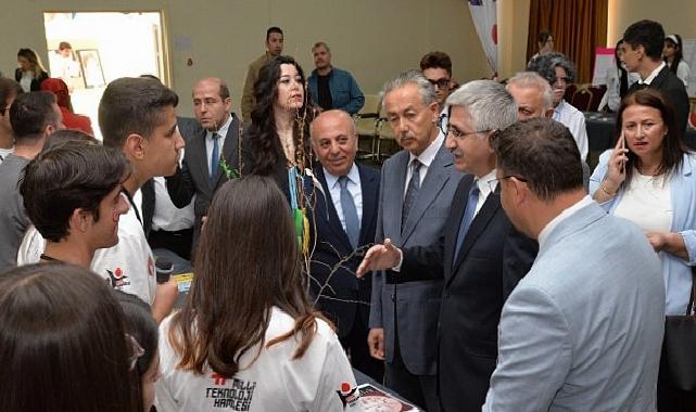 Türkiye’nin Geleceğini Genç Beyinler İnşa Ediyor