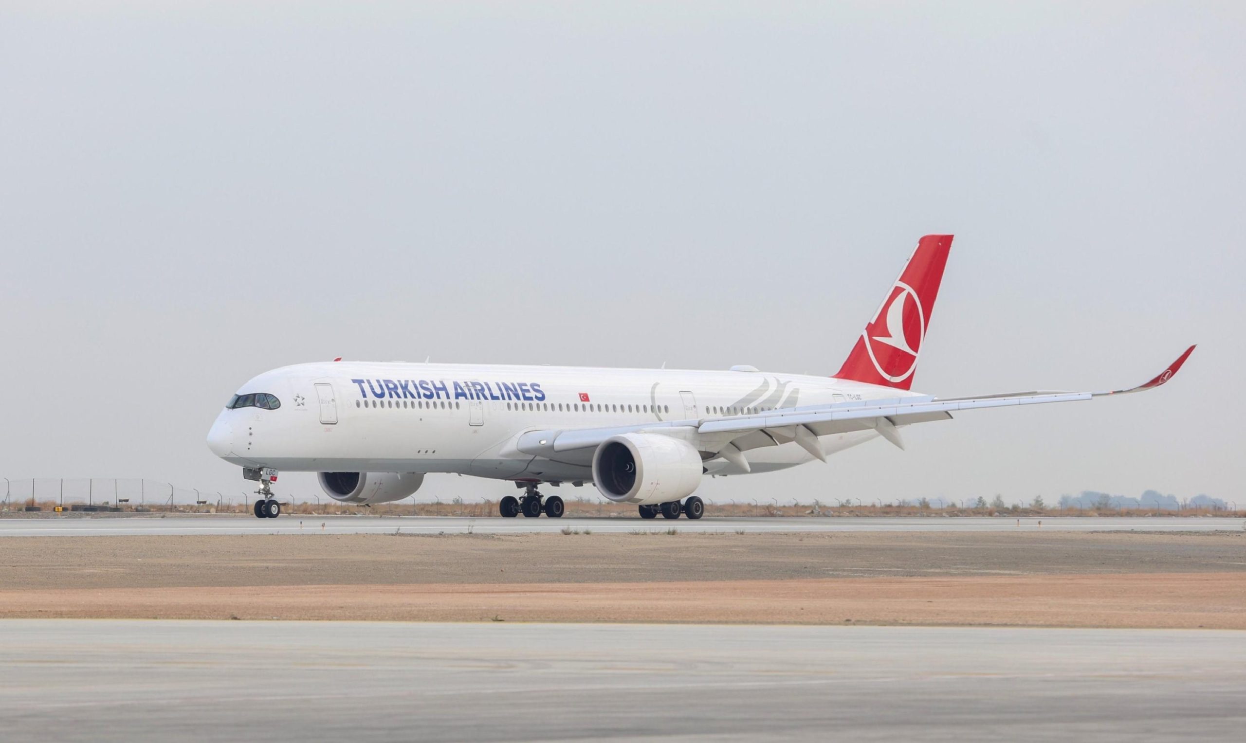 Uçaklarda kemer ikaz ışığı sönmeden ayağa kalkanlara para cezası uygulanacak