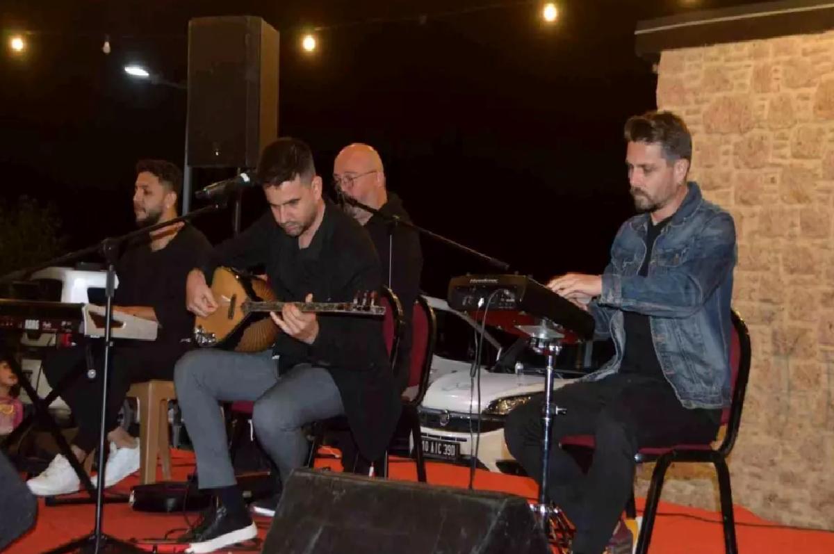 Ulubeyler Pehlivan Güreşleri Öncesi Türk Halk Müziği Konseri Ağır İlgi Gördü