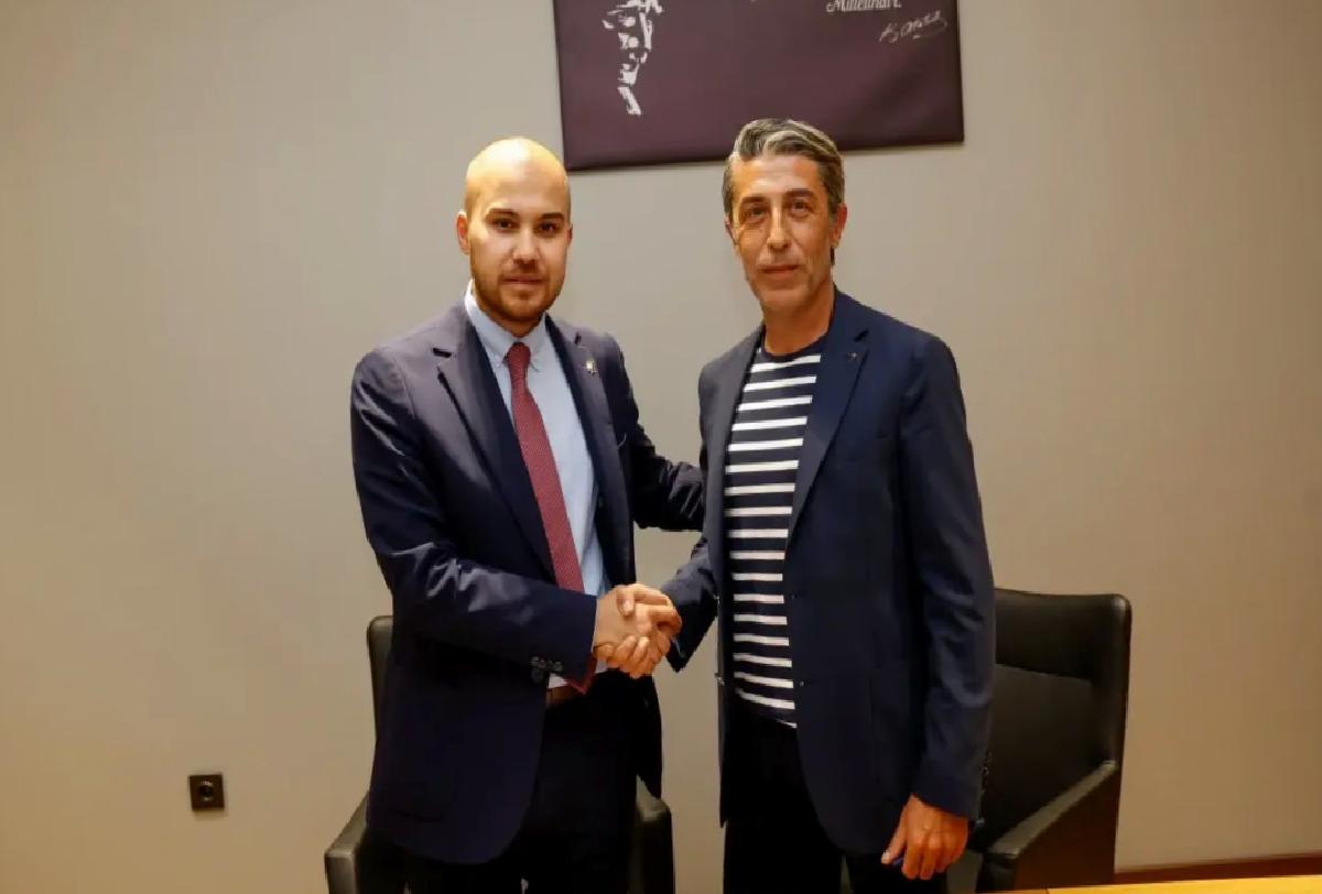 Uşakspor’da Yeni Yapılanma: Mahmut Karıklar Sportif Yönetici Oldu