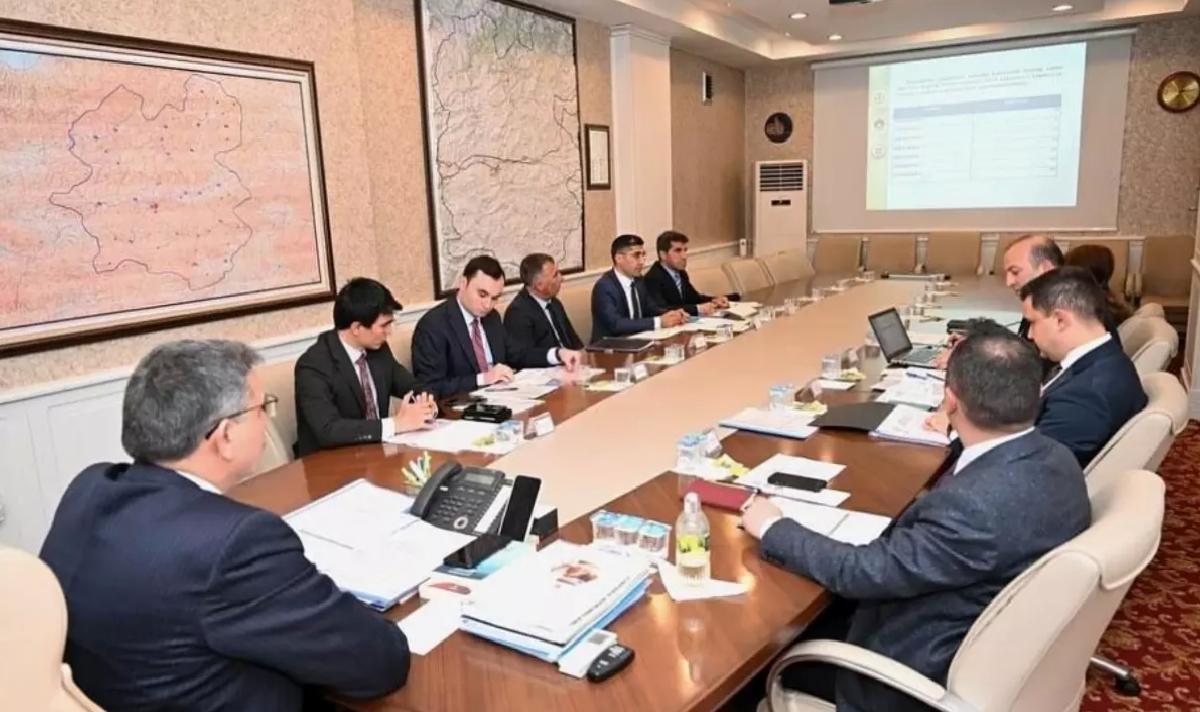 Vali Çiftçi, Vakıflar Toplantısına Başkanlık Etti