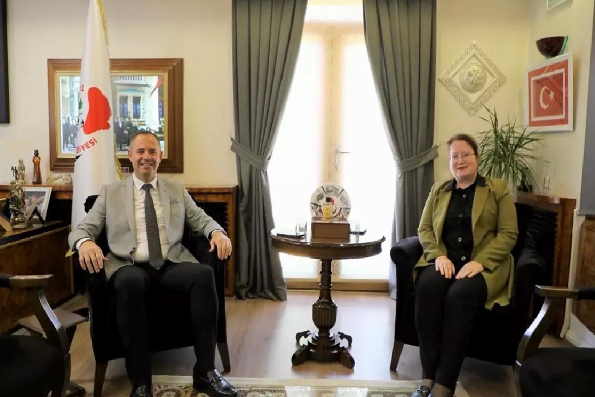 Vali Turan’dan Başarılı Spoculara Dayanak