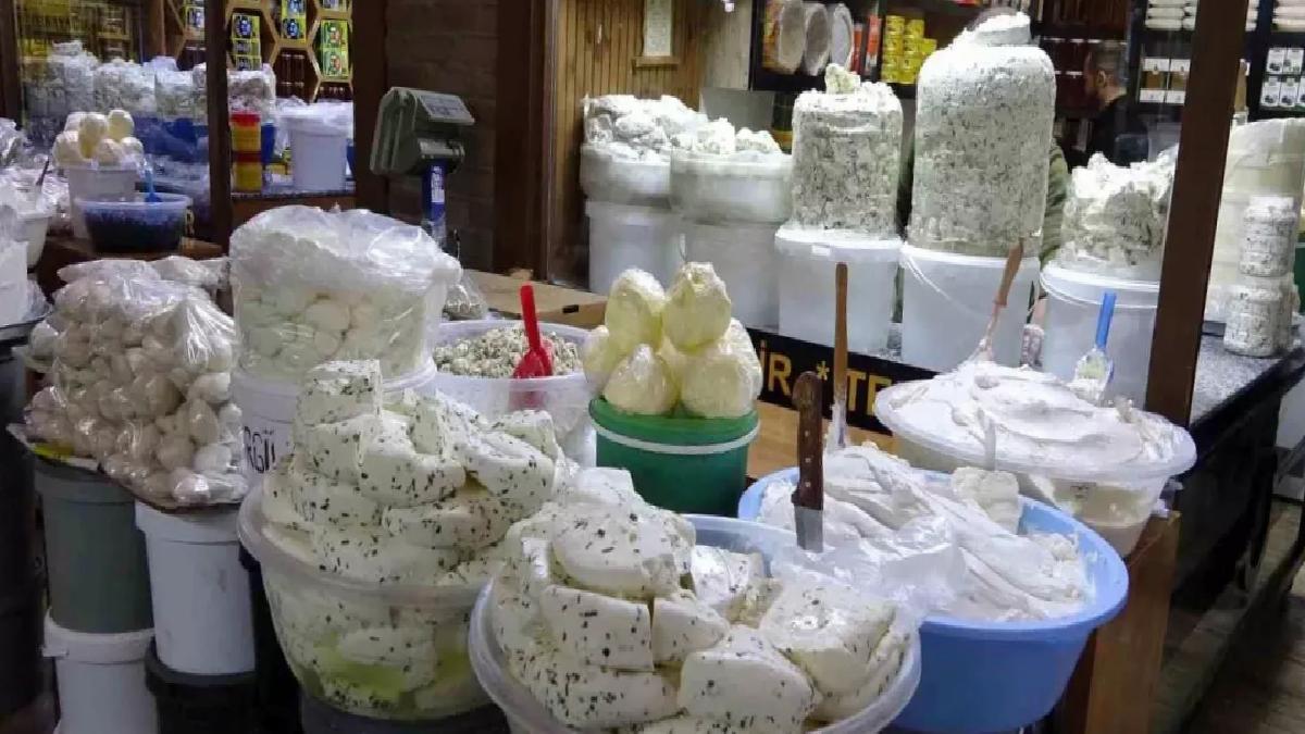 Van’ın Taze Otlu Peyniri Raflarda
