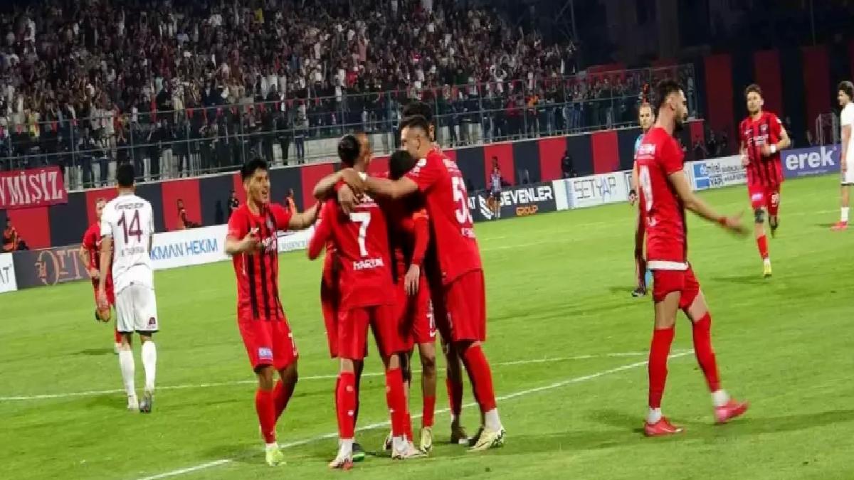 Vanspor FK, Elazığspor’u 4-1 Mağlup Etti
