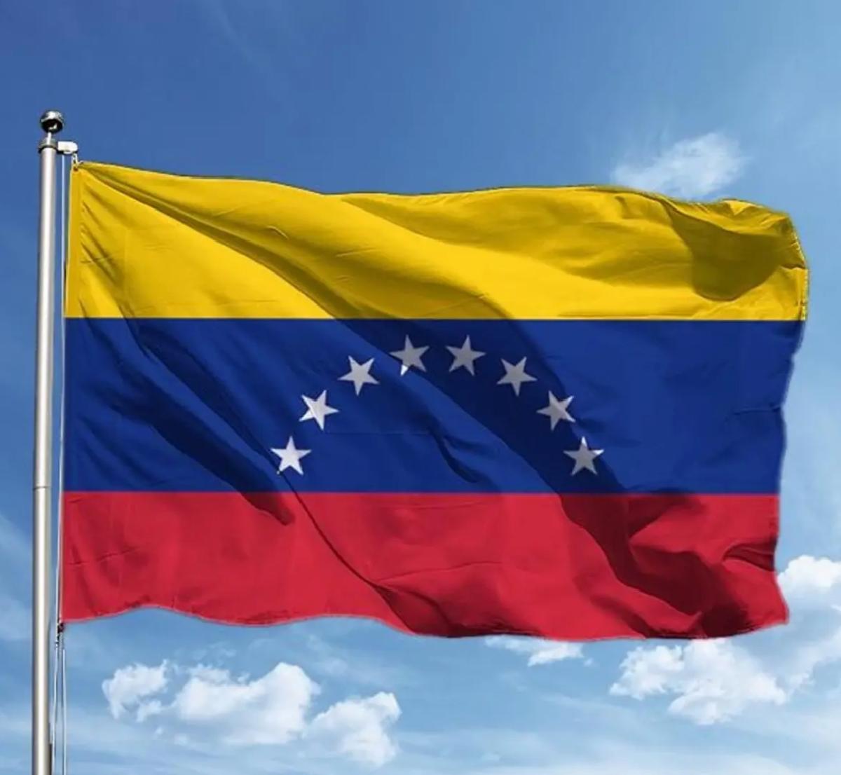 Venezuela, Kolombiya ile Uçuşları Duruttu