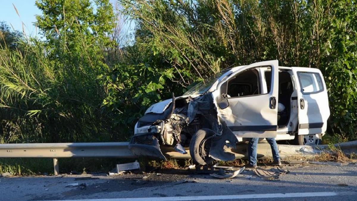 Yeni kanun teklifi hazır: Trafik kurallarına uymayanlara cezalar yolda